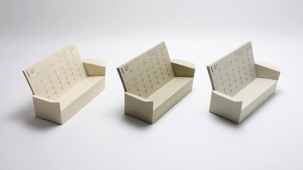 名入れ卓上カレンダー「ソファーカレンダー」